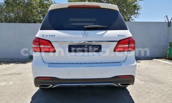 Acheter Occasion Voiture Mercedes‒Benz GL–Class Blanc à Beitbridge, Matabeleland South Acheter Occasion Voiture Mercedes‒Benz GL–Class Blanc à Beitbridge, Matabeleland South