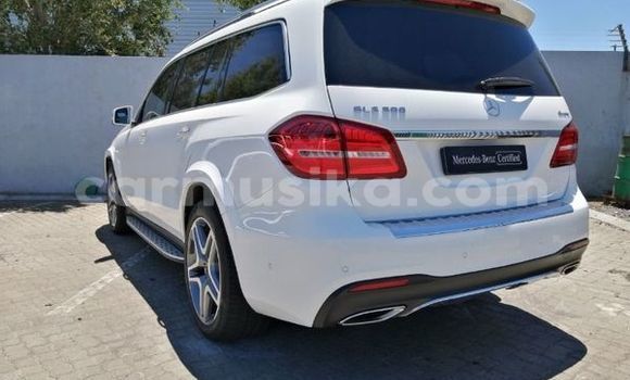 Acheter Occasion Voiture Mercedes‒Benz GL–Class Blanc à Beitbridge, Matabeleland South Acheter Occasion Voiture Mercedes‒Benz GL–Class Blanc à Beitbridge, Matabeleland South