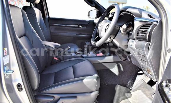 Tenga Tsaru Toyota Hilux Sirivha Mota in Beitbridge in Matabeleland South Tenga Tsaru Toyota Hilux Sirivha Mota in Beitbridge in Matabeleland South