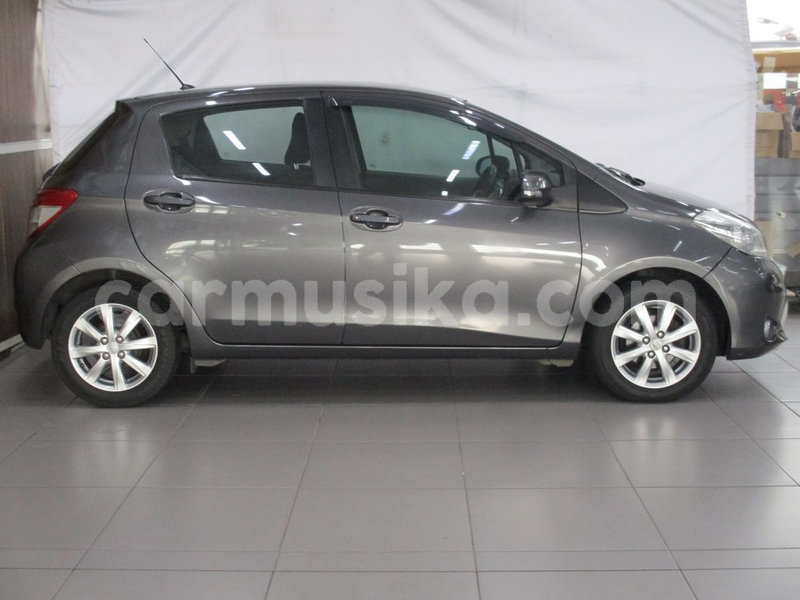 Big with watermark toyota yaris bulawayo bulawayo 10638