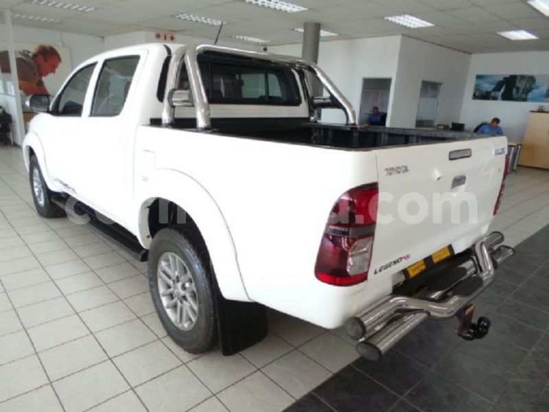 Big with watermark toyota hilux matabeleland south beitbridge 10648