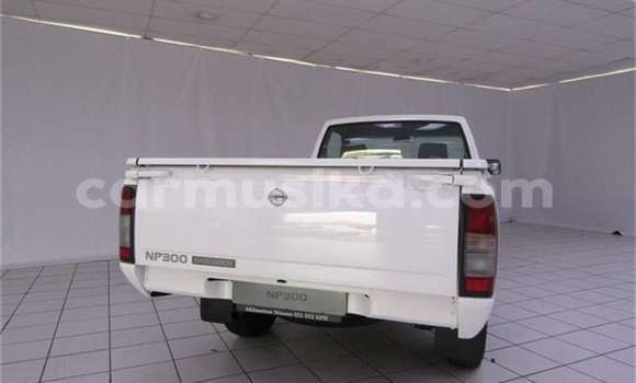 Acheter Occasion Voiture Nissan NP 300 Blanc à Beitbridge, Matabeleland South Acheter Occasion Voiture Nissan NP 300 Blanc à Beitbridge, Matabeleland South