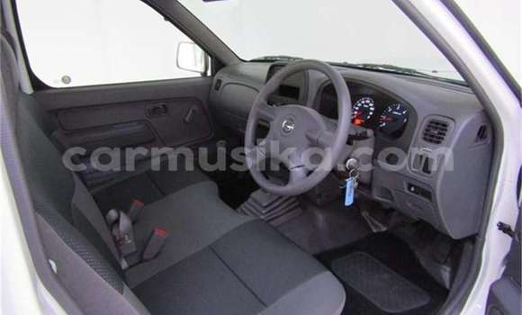 Acheter Occasion Voiture Nissan NP 300 Blanc à Beitbridge, Matabeleland South Acheter Occasion Voiture Nissan NP 300 Blanc à Beitbridge, Matabeleland South