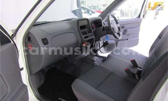 Acheter Occasion Voiture Nissan NP 300 Blanc à Beitbridge, Matabeleland South Acheter Occasion Voiture Nissan NP 300 Blanc à Beitbridge, Matabeleland South