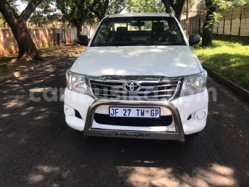 Big with watermark toyota hilux matabeleland south beitbridge 10658