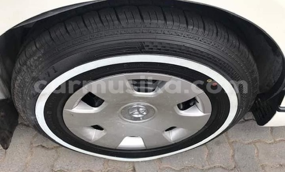 Acheter Occasion Voiture Toyota Aqua Blanc à Beitbridge, Matabeleland South Acheter Occasion Voiture Toyota Aqua Blanc à Beitbridge, Matabeleland South