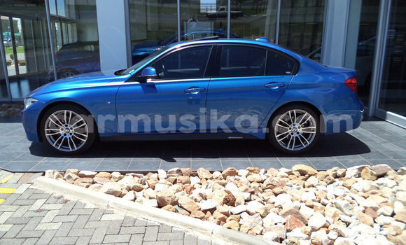 Nunua Ilio tumika BMW 3200 Bluu Gari ndani ya Beitbridge nchini Matabeleland Kusini Nunua Ilio tumika BMW 3200 Bluu Gari ndani ya Beitbridge nchini Matabeleland Kusini
