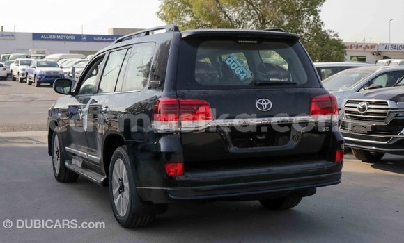Acheter Import Voiture Toyota Land Cruiser Noir à Import - Dubai, Harare Acheter Import Voiture Toyota Land Cruiser Noir à Import - Dubai, Harare