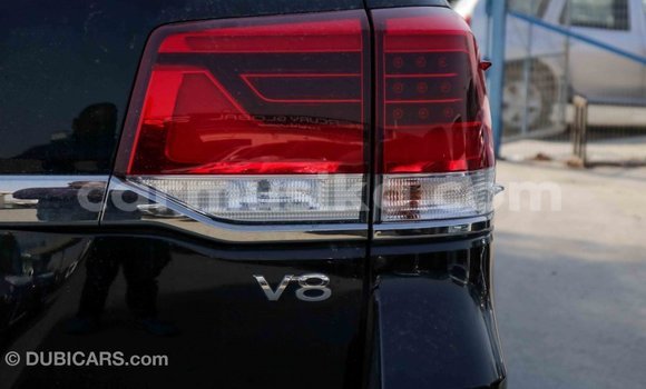 Acheter Import Voiture Toyota Land Cruiser Noir à Import - Dubai, Harare Acheter Import Voiture Toyota Land Cruiser Noir à Import - Dubai, Harare