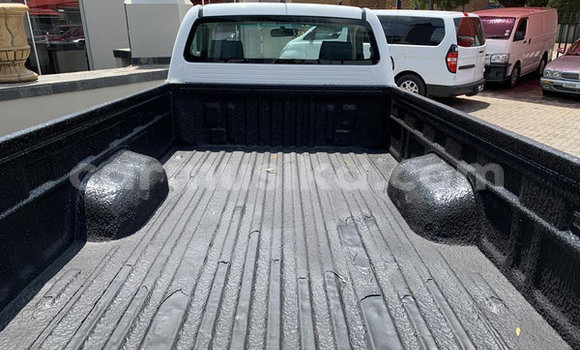 Acheter Occasion Voiture Toyota Hilux Blanc à Beitbridge, Matabeleland South Acheter Occasion Voiture Toyota Hilux Blanc à Beitbridge, Matabeleland South