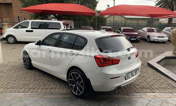 Nunua Ilio tumika BMW 1M Nyeupe Gari ndani ya Beitbridge nchini Matabeleland Kusini Nunua Ilio tumika BMW 1M Nyeupe Gari ndani ya Beitbridge nchini Matabeleland Kusini