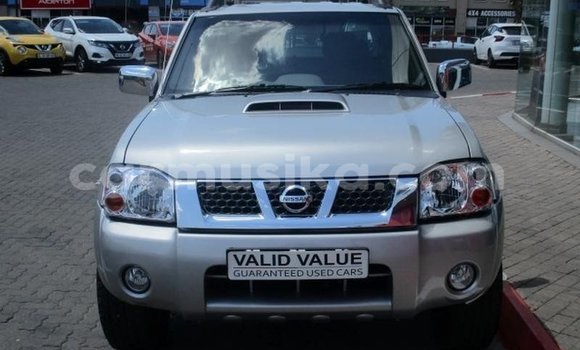 Buy Used Nissan NP 300 White Car in Beitbridge in Matabeleland South Buy Used Nissan NP 300 White Car in Beitbridge in Matabeleland South