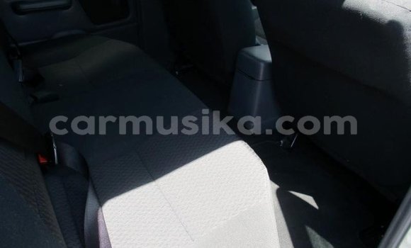 Buy Used Nissan NP 300 White Car in Beitbridge in Matabeleland South Buy Used Nissan NP 300 White Car in Beitbridge in Matabeleland South