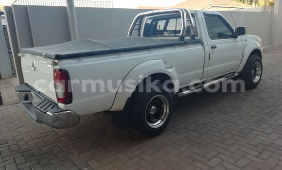 Nunua Ilio tumika Nissan NP 300 Nyeupe Gari ndani ya Beitbridge nchini Matabeleland Kusini Nunua Ilio tumika Nissan NP 300 Nyeupe Gari ndani ya Beitbridge nchini Matabeleland Kusini