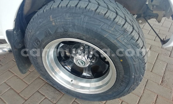 Nunua Ilio tumika Nissan NP 300 Nyeupe Gari ndani ya Beitbridge nchini Matabeleland Kusini Nunua Ilio tumika Nissan NP 300 Nyeupe Gari ndani ya Beitbridge nchini Matabeleland Kusini