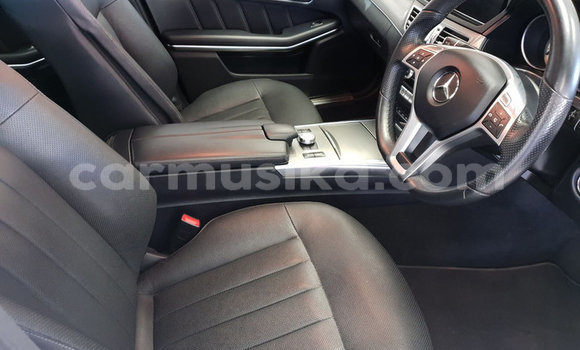 Nunua Ilio tumika Mercedes‒Benz E-klasse AMG Nyeupe Gari ndani ya Beitbridge nchini Matabeleland Kusini Nunua Ilio tumika Mercedes‒Benz E-klasse AMG Nyeupe Gari ndani ya Beitbridge nchini Matabeleland Kusini