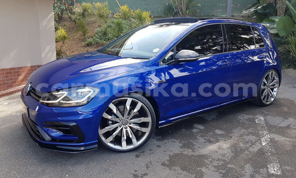 Buy Used Volkswagen Golf Blue Car in Beitbridge in Matabeleland South Buy Used Volkswagen Golf Blue Car in Beitbridge in Matabeleland South