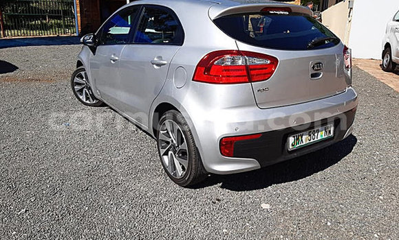 Acheter Occasion Voiture Kia Rio Gris à Beitbridge, Matabeleland South Acheter Occasion Voiture Kia Rio Gris à Beitbridge, Matabeleland South