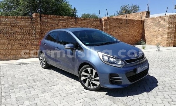 Nunua Ilio tumika Kia Rio Bluu Gari ndani ya Beitbridge nchini Matabeleland Kusini Nunua Ilio tumika Kia Rio Bluu Gari ndani ya Beitbridge nchini Matabeleland Kusini