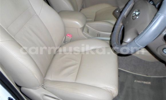 Acheter Occasion Voiture Toyota Fortuner Blanc à Beitbridge, Matabeleland South Acheter Occasion Voiture Toyota Fortuner Blanc à Beitbridge, Matabeleland South