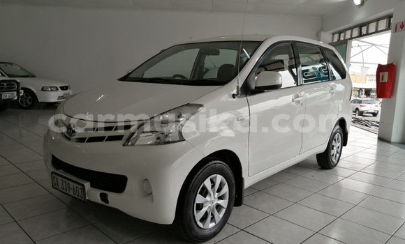 Acheter Occasion Voiture Toyota Avanza Blanc à Beitbridge, Matabeleland South Acheter Occasion Voiture Toyota Avanza Blanc à Beitbridge, Matabeleland South