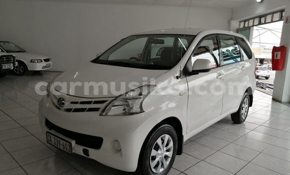 Acheter Occasion Voiture Toyota Avanza Blanc à Beitbridge, Matabeleland South Acheter Occasion Voiture Toyota Avanza Blanc à Beitbridge, Matabeleland South