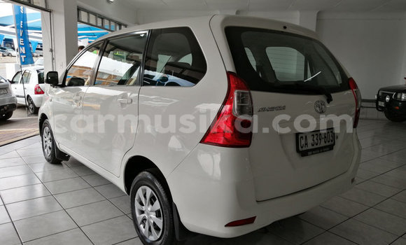 Acheter Occasion Voiture Toyota Avanza Blanc à Beitbridge, Matabeleland South Acheter Occasion Voiture Toyota Avanza Blanc à Beitbridge, Matabeleland South