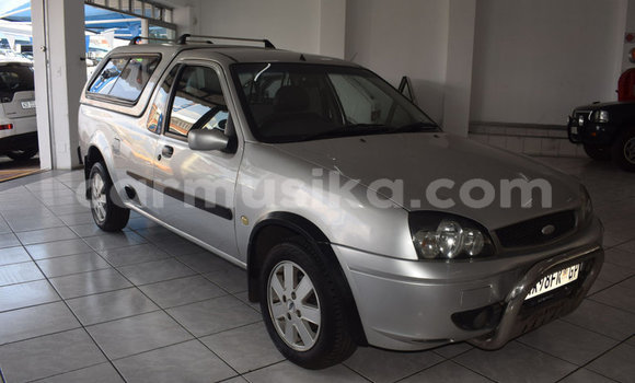Acheter Occasion Voiture Ford B-MAX Blanc à Beitbridge, Matabeleland South Acheter Occasion Voiture Ford B-MAX Blanc à Beitbridge, Matabeleland South