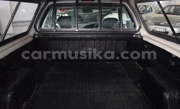 Acheter Occasion Voiture Ford B-MAX Blanc à Beitbridge, Matabeleland South Acheter Occasion Voiture Ford B-MAX Blanc à Beitbridge, Matabeleland South