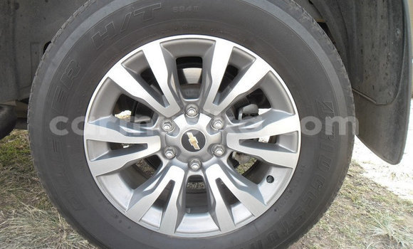 Acheter Occasion Voiture Chevrolet TrailBlazer Beige à Beitbridge, Matabeleland South Acheter Occasion Voiture Chevrolet TrailBlazer Beige à Beitbridge, Matabeleland South