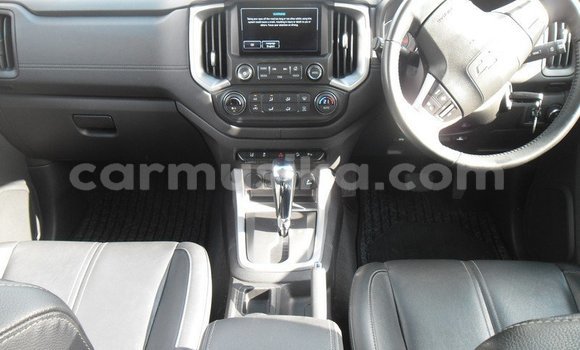 Acheter Occasion Voiture Chevrolet TrailBlazer Beige à Beitbridge, Matabeleland South Acheter Occasion Voiture Chevrolet TrailBlazer Beige à Beitbridge, Matabeleland South