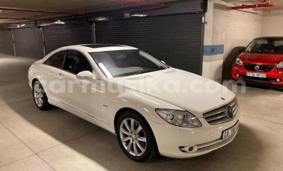 Acheter Occasion Voiture Mercedes‒Benz C-klasse Blanc à Beitbridge, Matabeleland South Acheter Occasion Voiture Mercedes‒Benz C-klasse Blanc à Beitbridge, Matabeleland South