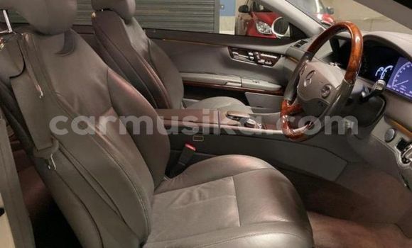 Acheter Occasion Voiture Mercedes‒Benz C-klasse Blanc à Beitbridge, Matabeleland South Acheter Occasion Voiture Mercedes‒Benz C-klasse Blanc à Beitbridge, Matabeleland South