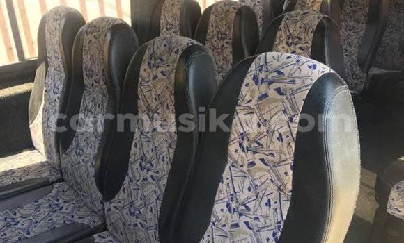 Acheter Occasion Voiture Mercedes‒Benz W108 Blanc à Beitbridge, Matabeleland South Acheter Occasion Voiture Mercedes‒Benz W108 Blanc à Beitbridge, Matabeleland South