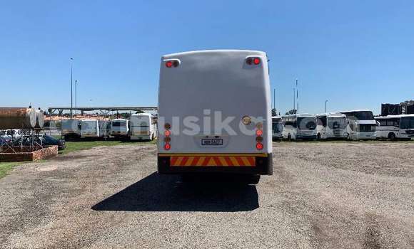 Buy Used Scania Irizar White Truck in Beitbridge in Matabeleland South Buy Used Scania Irizar White Truck in Beitbridge in Matabeleland South