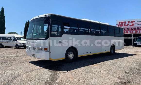 Buy Used Scania Irizar White Truck in Beitbridge in Matabeleland South Buy Used Scania Irizar White Truck in Beitbridge in Matabeleland South