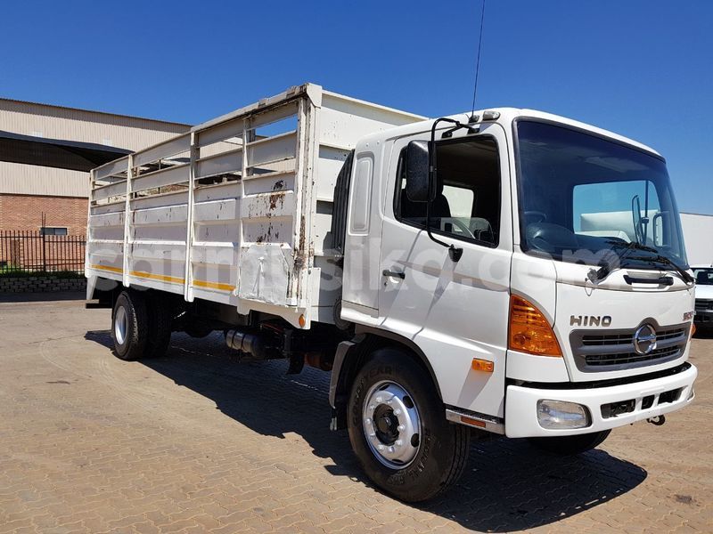 Big with watermark hino 300 series matabeleland south beitbridge 10732