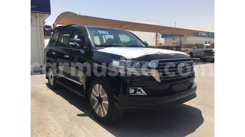 Big with watermark toyota land cruiser harare import dubai 10736