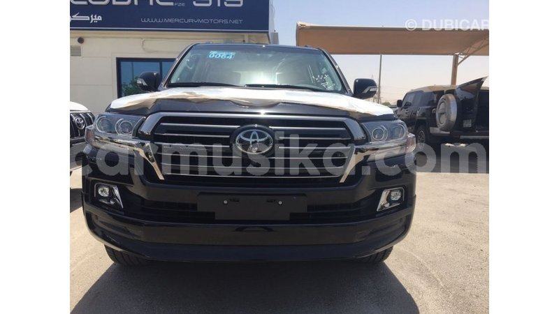 Big with watermark toyota land cruiser harare import dubai 10736