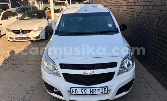 Acheter Occasion Voiture Chevrolet Corsa Blanc à Bulawayo, Bulawayo Acheter Occasion Voiture Chevrolet Corsa Blanc à Bulawayo, Bulawayo