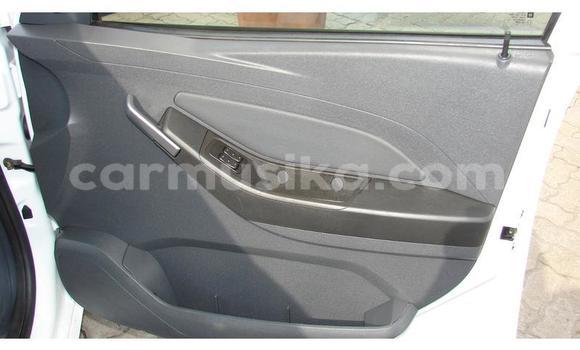 Nunua Ilio tumika Chevrolet Corsa Nyeupe Gari ndani ya Bulawayo nchini Bulawayo Nunua Ilio tumika Chevrolet Corsa Nyeupe Gari ndani ya Bulawayo nchini Bulawayo