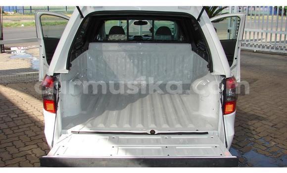 Nunua Ilio tumika Chevrolet Corsa Nyeupe Gari ndani ya Bulawayo nchini Bulawayo Nunua Ilio tumika Chevrolet Corsa Nyeupe Gari ndani ya Bulawayo nchini Bulawayo