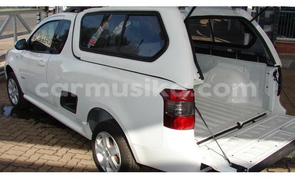 Nunua Ilio tumika Chevrolet Corsa Nyeupe Gari ndani ya Bulawayo nchini Bulawayo Nunua Ilio tumika Chevrolet Corsa Nyeupe Gari ndani ya Bulawayo nchini Bulawayo