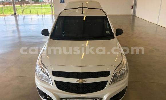 Acheter Occasion Voiture Chevrolet Corsa Blanc à Bulawayo, Bulawayo Acheter Occasion Voiture Chevrolet Corsa Blanc à Bulawayo, Bulawayo