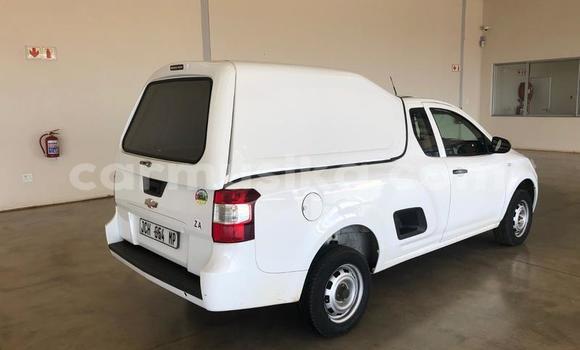 Acheter Occasion Voiture Chevrolet Corsa Blanc à Bulawayo, Bulawayo Acheter Occasion Voiture Chevrolet Corsa Blanc à Bulawayo, Bulawayo