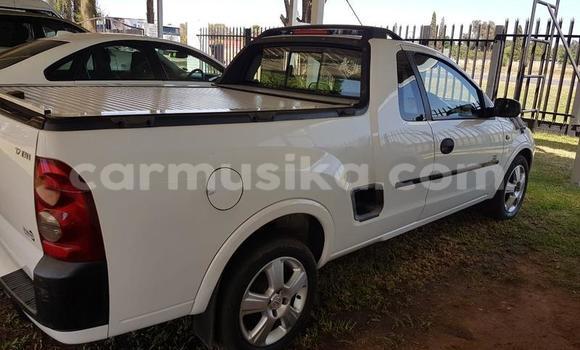 Acheter Occasion Voiture Opel Corsa Blanc à Bulawayo, Bulawayo Acheter Occasion Voiture Opel Corsa Blanc à Bulawayo, Bulawayo