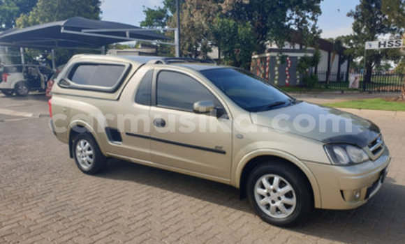 Tenga Tsaru Opel Corsa Zvimwe Mota in Bulawayo in Bulawayo Tenga Tsaru Opel Corsa Zvimwe Mota in Bulawayo in Bulawayo