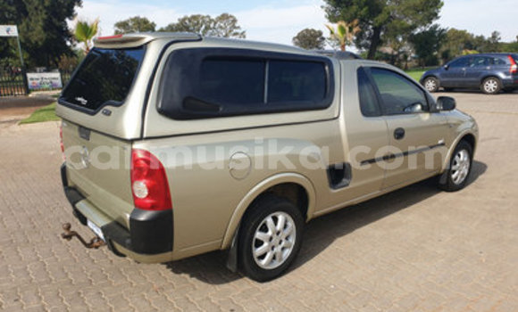 Tenga Tsaru Opel Corsa Zvimwe Mota in Bulawayo in Bulawayo Tenga Tsaru Opel Corsa Zvimwe Mota in Bulawayo in Bulawayo