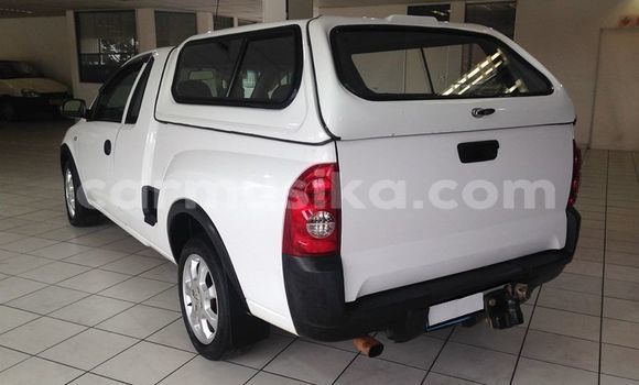 Acheter Occasion Voiture Opel Corsa Blanc à Beitbridge, Matabeleland South Acheter Occasion Voiture Opel Corsa Blanc à Beitbridge, Matabeleland South