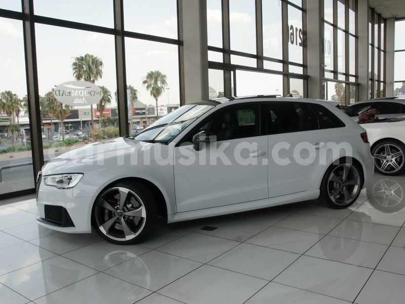 Big with watermark audi rs3 matabeleland south beitbridge 10759